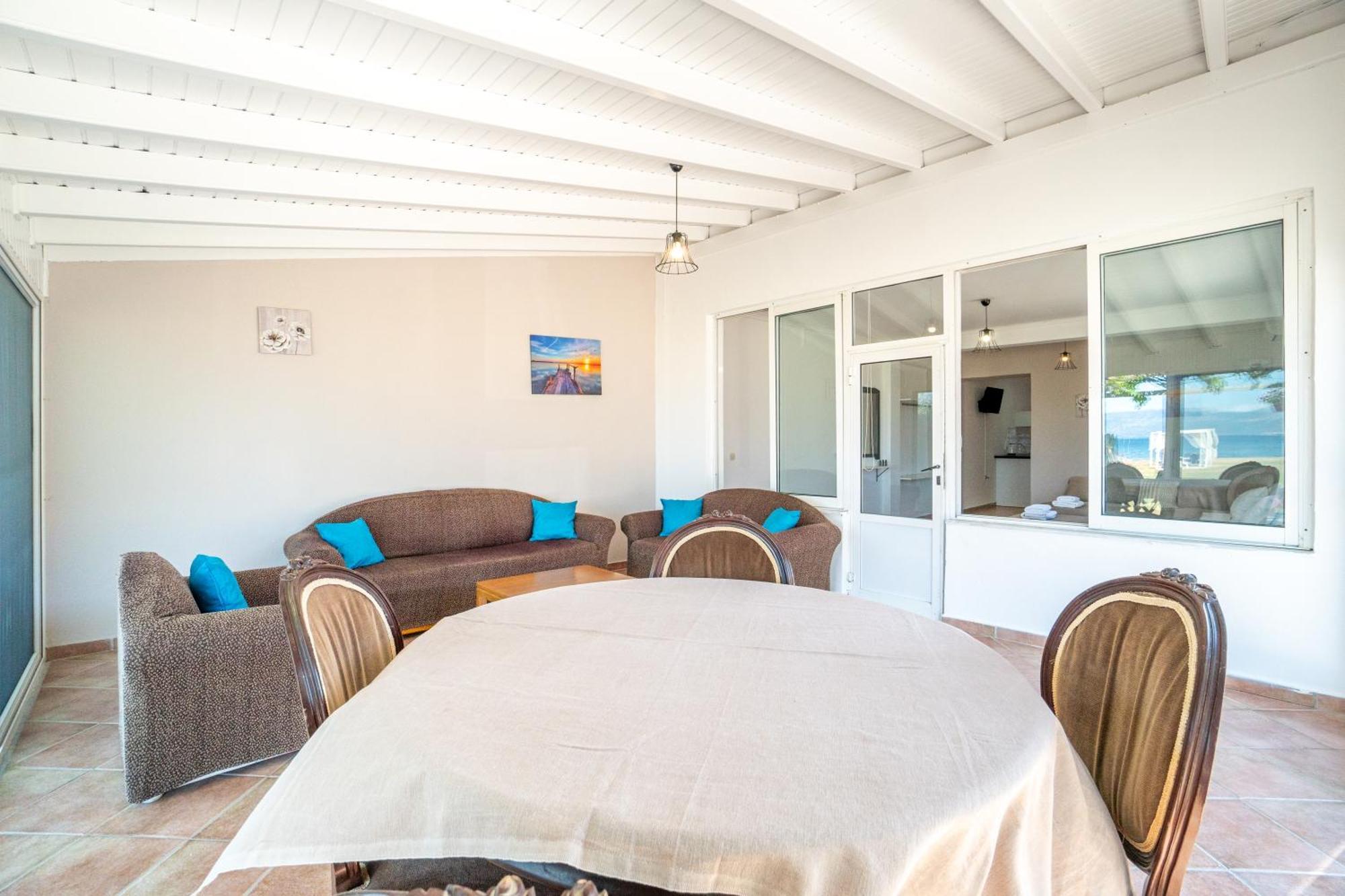 קאבוס Sandy Beach Houses - Sea View מראה חיצוני תמונה